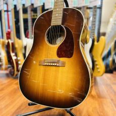 Gibson J-45 Studio