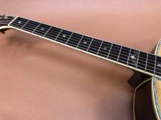 YAMAHA  L-55 Custom / Flagship Model・TM-50G Gold Peg・Solid Premium Grade Ezo Spruce Top・Solid Premium Grade Jacaranda Side and Back・Solid Abalone Trim and Rosette・Terry. Nakamoto Signed 【With Original Case】_9