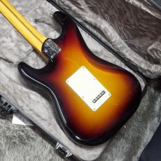 Fender American Ultra Stratocaster HSS RW Ultraburst【セール開催中!!】_4