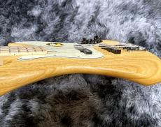 Sire Marcus Miller V7 Ash Reissue 4-String NT.S (Natural Satin)【展示チョイキズ特価】【マーカスミラー】_8