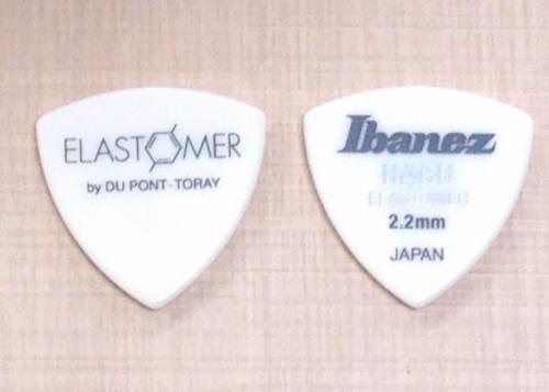 Ibanez ELASTOMER Pick EL4HD22 HARD トライアングル 2.2mm