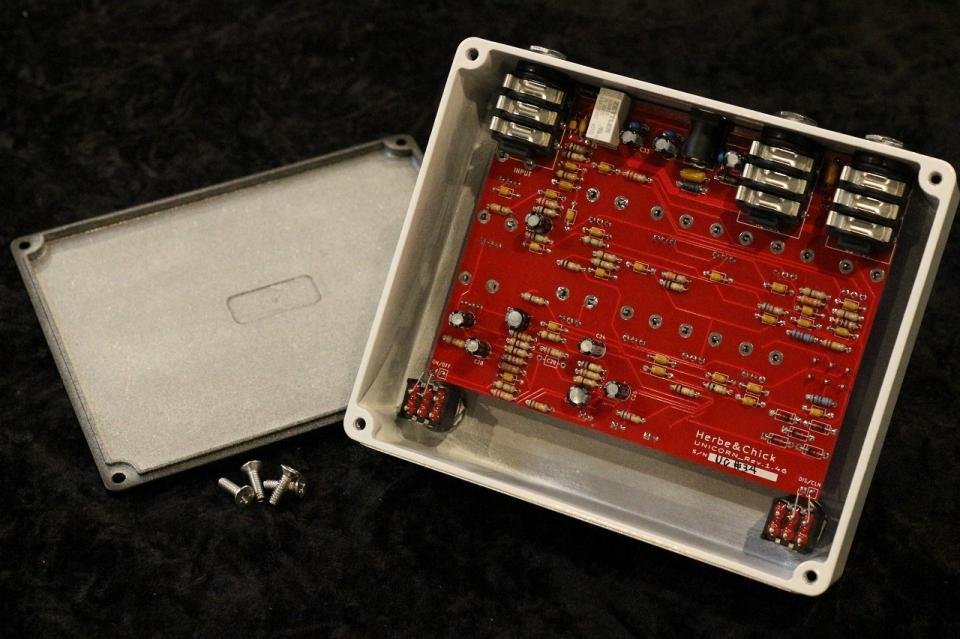 Herbe&Chick UNICORN -Preamp- 【Marshall系+Fender系の2ch