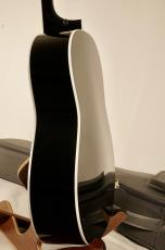 Taylor 217e-BLK Plus / Torrefied Spruce × Grand Pacific / Black Gloss 【AeroCase付属】_10