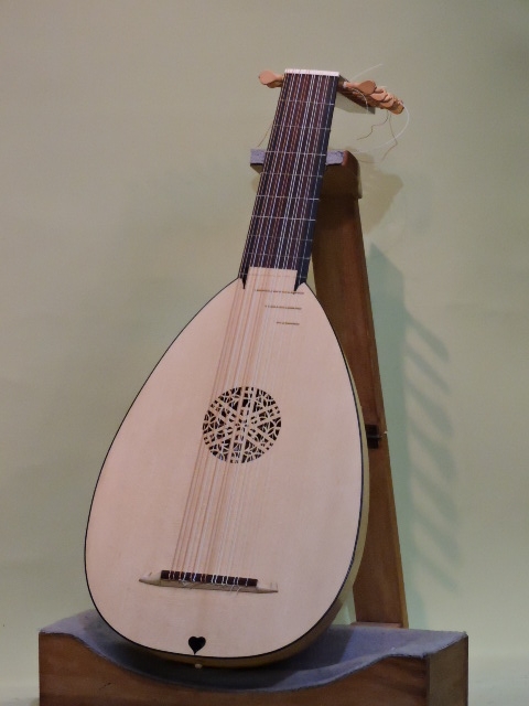 【Ma様用】ルネサンス リュート 7コース 13弦 Lute Ma様用】ルネサンス リュート 7コース 13弦 Lute 弦楽器