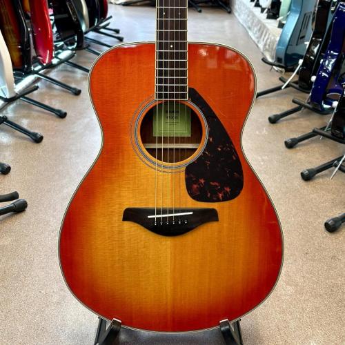 YAMAHA FS820