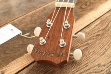 ISLANDER Tenor AT-4_6