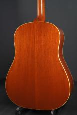 Gibson J-35 Shaded Cherry Edgeburst_5