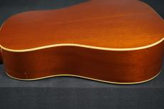 Gibson J-35 Shaded Cherry Edgeburst_16