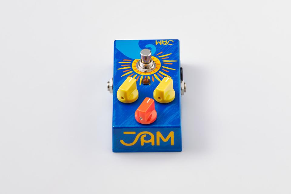 JAM Pedals The Chill Sine Wave Tremolo Pedal | guitarguitar