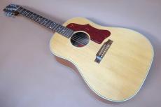 Gibson Custom Shop J-50 Limited / Limited to 75・Solid Spruce Top・Solid Mahogany Side and Back・Large Pick-guard・Normal Saddle・With Original L.R.Baggs VTC Active Pickup 【With Original Hard Case】  2015年製_3
