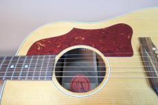 Gibson Custom Shop J-50 Limited / Limited to 75・Solid Spruce Top・Solid Mahogany Side and Back・Large Pick-guard・Normal Saddle・With Original L.R.Baggs VTC Active Pickup 【With Original Hard Case】  2015年製_12