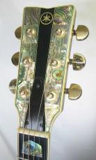 YAMAHA L-53 Custom / Head Inlay and Solid Abalone Trim・Solid Ezo Spruce Top・Solid Jacaranda Side and Back・Ebony Fingerboard and Bridge・Terry Nakamoto Sign 【With Original Case】1981年製_3