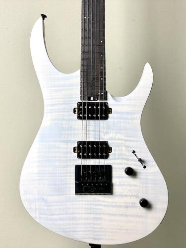 Balaguer Guitars 【Evertuneブリッジ搭載!!】Diablo Standard with Evertune Bridge -Satin Trans White-