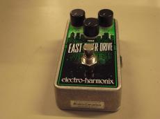 Electro-Harmonix EAST RIVER DRIVE_3