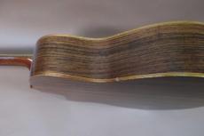McCollum Grand Auditorium Cutaway / Venetian Cutaway・Solid Abalone Trim and Rosette・Custom Inlay・German Spruce Top・Indian Rosewood Side and Back【With Original Case 】2000年代製_4