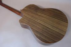 McCollum Grand Auditorium Cutaway / Venetian Cutaway・Solid Abalone Trim and Rosette・Custom Inlay・German Spruce Top・Indian Rosewood Side and Back【With Original Case 】2000年代製_7