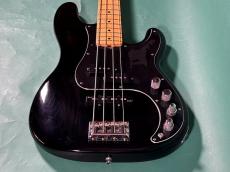 Fender AMERICAN DELUXE PRECISION BASS_11