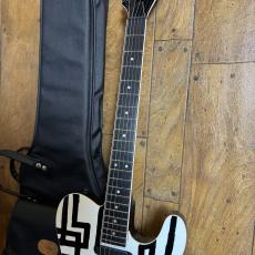 Zodiac TC-HOTEI.R White Black Line_3
