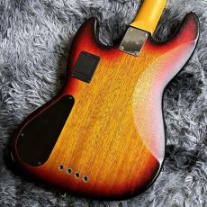 Sire Marcus Miller V6 4-String 3 Tone Sunburst 【中古】【美品】【2025年製】_8