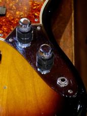 Fender '87 American Vintage '62 Jazz Bass_9