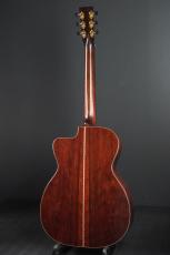 Bourgeois Soloist OM Cutaway_4