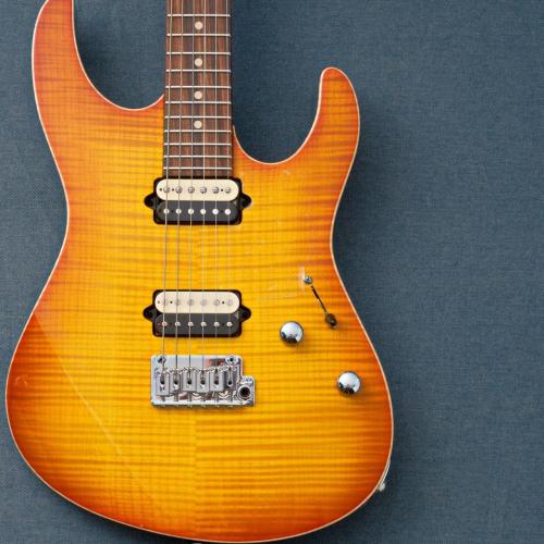 Suhr JE-Line Modern Plus -Suhr Burst- 【アッシュボディ】【3.40kg】【アウトレット品】【町田店】