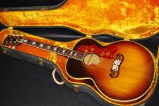 Gibson J-200_2