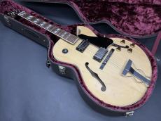 HISTORY SH-FA / Arched Maple Body-Honduras Mahogany 1P Neck・Honduras Rosewood Fingerboard・Ebony Bridge・With Front PU Gibson 57 Classic and Rear Pickup Original・Nat Width 43mm 【With Original Hard Case】 2003年製