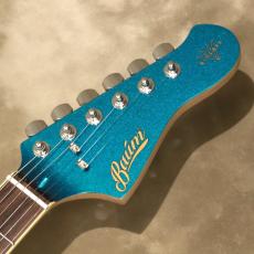 Baum Guitars Wingman - W with Tremolo, Coral Blue_4