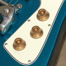 Baum Guitars Wingman - W with Tremolo, Coral Blue_9