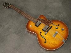 Godin 5th Avenue CW Kingpin II HB Cognac Burst_3