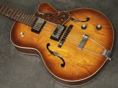 Godin 5th Avenue CW Kingpin II HB Cognac Burst_4