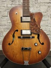 Godin 5th Avenue CW Kingpin II HB Cognac Burst_12