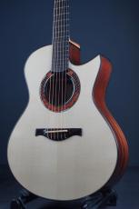 RIVIERE GUITARS OM Cutaway_4