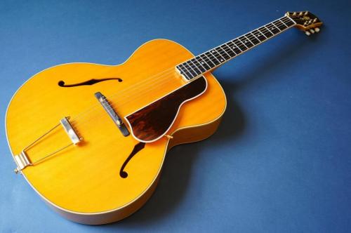 Stringphonic Lang 1928 natural