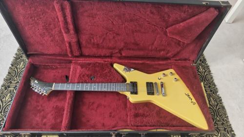 Gibson Gibson Explorer 1984 James Hetfield “So What”  MOD / Dirty Fingers & Seymour Duncan The Mag