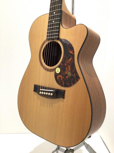 Maton SRS808C