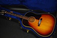 Gibson J-45_2