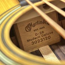 Martin 【試奏動画あり】D-28 Modern Deluxe #3023120【芯立つ低音と艶やかな高音】【当店限定特典付き】_11