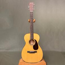 Martin 0-18_2
