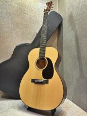Martin 【試奏動画あり】000-18 Modern Deluxe #3062018【素朴な響きと軽快な鳴り】【当店限定特典付き】_2