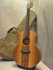Taylor 【試奏動画あり】GS Mini-e Koa #2210295199【ちょいトラ杢ネック】【カラッとした音色が魅力】_2
