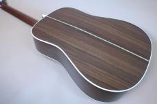 Martin Custom Shop Style CTM D-28  / Old Style Decal Logo・Grover peg・Premium Grade Spruce Top・Indian Rosewood Side and Back・Mahogany Neck・Bevel edge Black Pick guard【With Martin Hard Case】2011年製_5