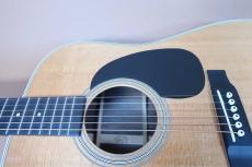 Martin Custom Shop Style CTM D-28  / Old Style Decal Logo・Grover peg・Premium Grade Spruce Top・Indian Rosewood Side and Back・Mahogany Neck・Bevel edge Black Pick guard【With Martin Hard Case】2011年製_11