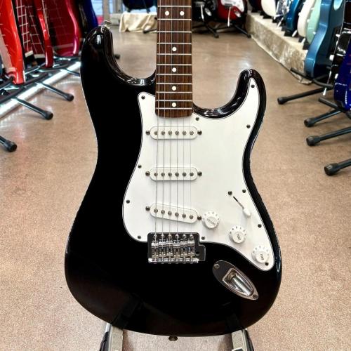 Fender Standard Stratocaster