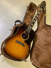 Gibson J-160E 初期のダイアル式 アジャスタブルサドルの ヴィンテージ J-160E!1956年製