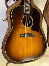 Gibson J-160E 初期のダイアル式 アジャスタブルサドルの ヴィンテージ J-160E!1956年製_2