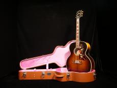 Gibson SJ-200 Vinatge【カスタムショップ製 戦前モデル 極薄塗装のアディロンダックスプルース仕様 ”アタリ”の個体をお探しの方必見です! 】解説試奏動画ご覧下さい。_2