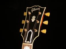 Gibson SJ-200 Vinatge【カスタムショップ製 戦前モデル 極薄塗装のアディロンダックスプルース仕様 ”アタリ”の個体をお探しの方必見です! 】解説試奏動画ご覧下さい。_9