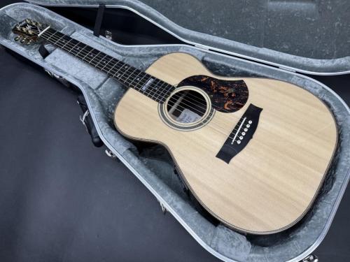 Maton EM100-808 Messiah 2023年製 / Grover 102G peg・AAA Grade Spruce Top・Solid Indian Rosewood Side and Back・Mahogany Neck・Ebony Fingerboard・Herring Bone Trim and Rosette・Pick Up AP5 -Pro(Under Saddle PU+Mic)
